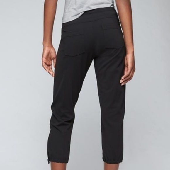 Athleta Metro Slouch Capris size XXS Black - Picture 2 of 3